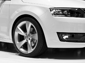 生態(tài)環(huán)境部部長(zhǎng)黃潤(rùn)秋會(huì)見(jiàn)越南農(nóng)業(yè)與環(huán)境部部長(zhǎng)陳德勝