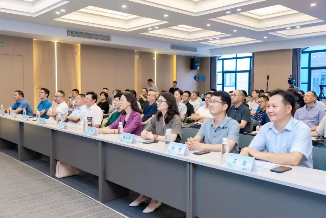 嘉興市工會(huì)助力企業(yè)垃圾分類(lèi)十大案例及IP發(fā)布會(huì)在川源舉辦