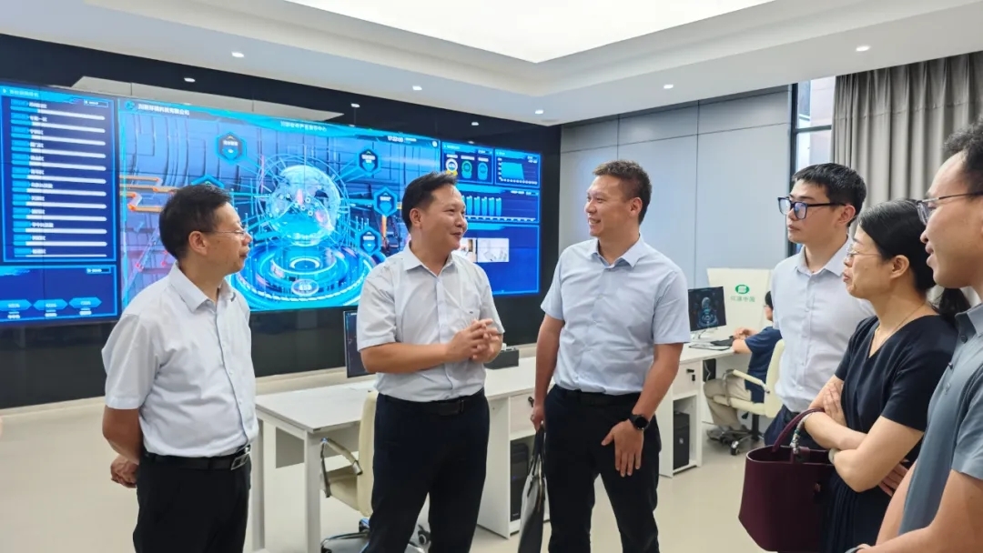 浙江省經(jīng)信廳副廳長(zhǎng)婁萬(wàn)總一行蒞臨川源調(diào)研指導(dǎo)