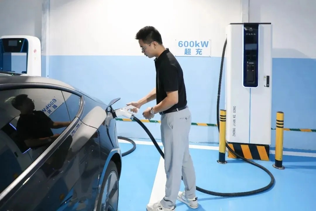 國資小新丨“基建狂魔”新面貌：不會整活的建筑，不是好黑科技！