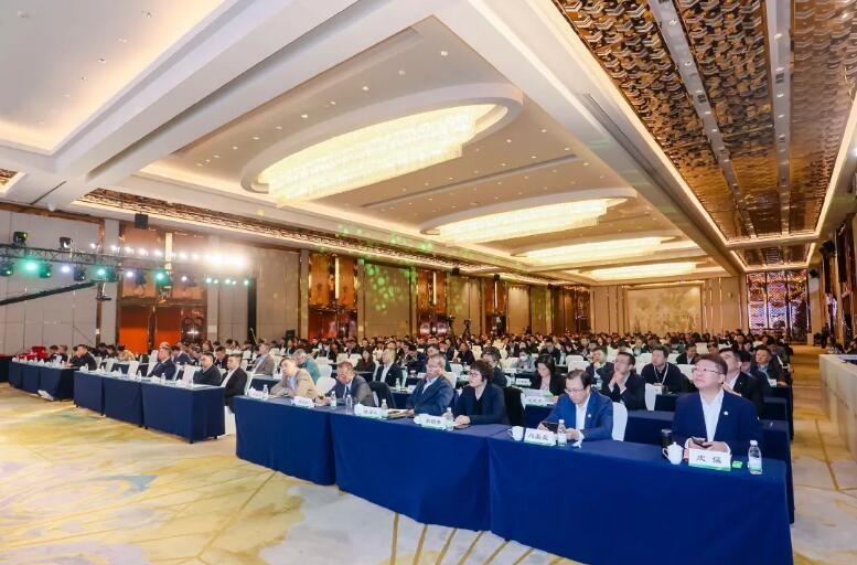 加快發(fā)展新質(zhì)生產(chǎn)力 推進(jìn)中國(guó)環(huán)衛(wèi)現(xiàn)代化——2024中國(guó)城市環(huán)境衛(wèi)生協(xié)會(huì)年會(huì)暨中國(guó)環(huán)衛(wèi)博覽會(huì)在京盛大召開！