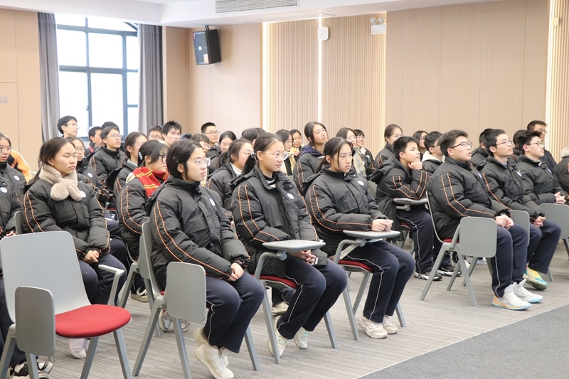 川源助力浙江省平湖中學(xué)生涯規(guī)劃校外實(shí)踐，開(kāi)啟環(huán)保科技探索之旅