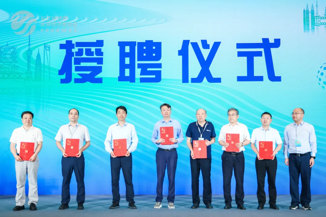 綠色江城，“環(huán)”聚未來(lái)丨2025鴻威·武漢國(guó)際環(huán)保產(chǎn)業(yè)博覽會(huì)將于3月20日開(kāi)幕！