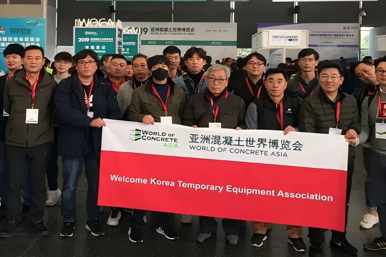 WOCA博覽會，出口好平臺 | 政策賦能×全球視野！WOCA 2025助地坪企業(yè)“零門檻”出海，搶占萬億國際市場！